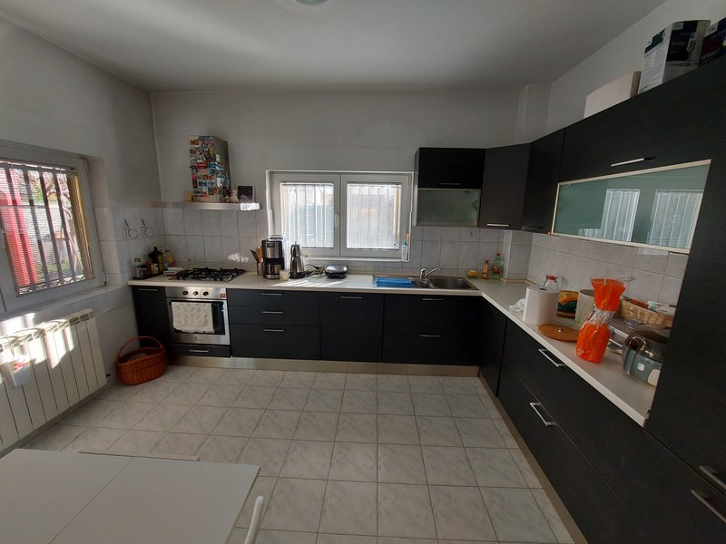 Pipera, cartier Class,