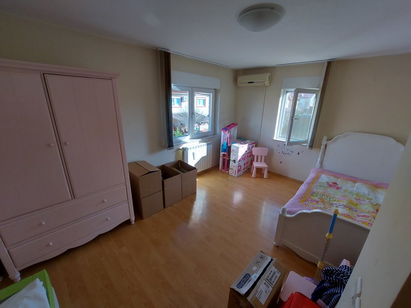 Pipera, cartier Class,